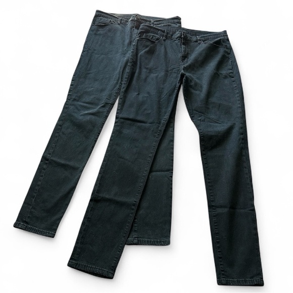 Two Pairs Of BDG Size 32 Washed Black Twig High Rise Jeans R $69 Ea - Picture 2 of 11